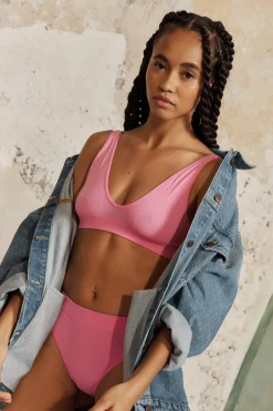 Brassière Nouveau monde