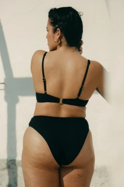 Culotte haute Paradis terrestre