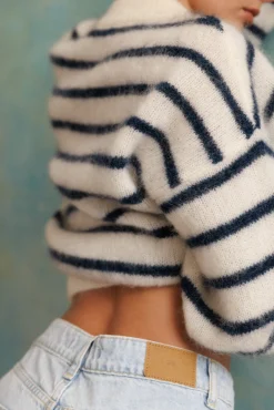 Pull Dans la nuit calme