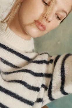 Pull Dans la nuit calme