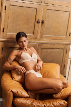 Triangle mousse Histoire de femmes